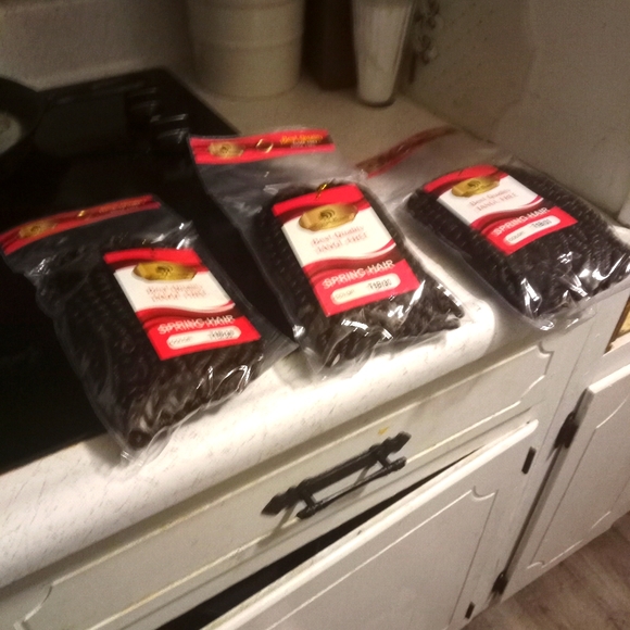 Hair - Picture 1 of 3